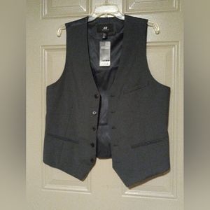 H & M Slim fit Estée  sleeveless dress Jacket Men Size  44R NWT